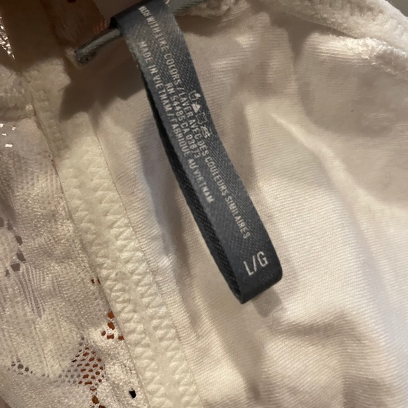 Two Aeri Bralettes - Picture 3 of 5